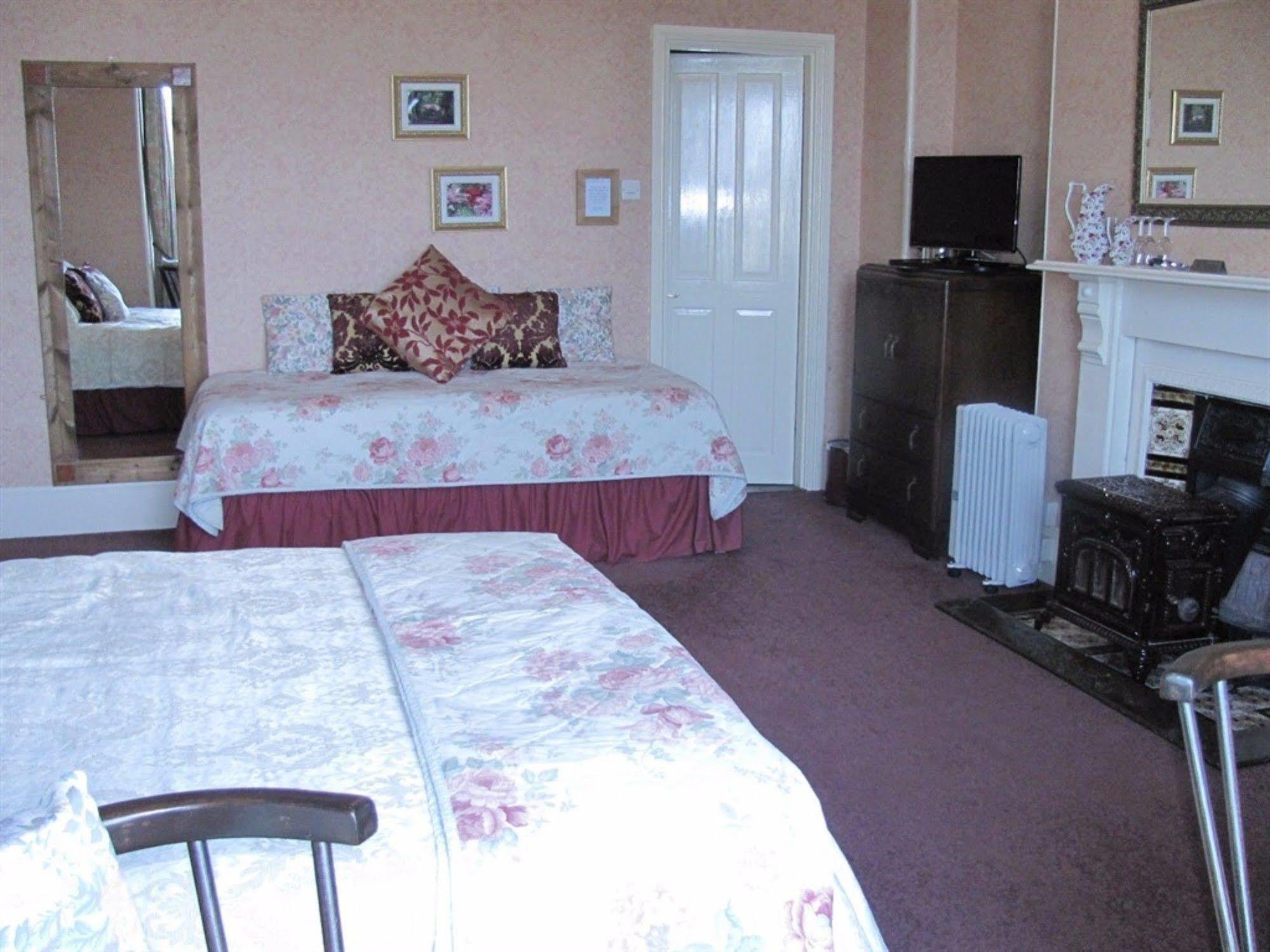 Penrose Bed & Breakfast Lostwithiel Eksteriør bilde